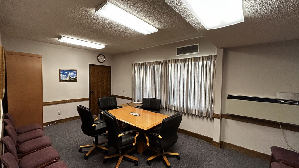 More Photos Of 11315 White Oak Ave, Granada Hills Specialty For Sale