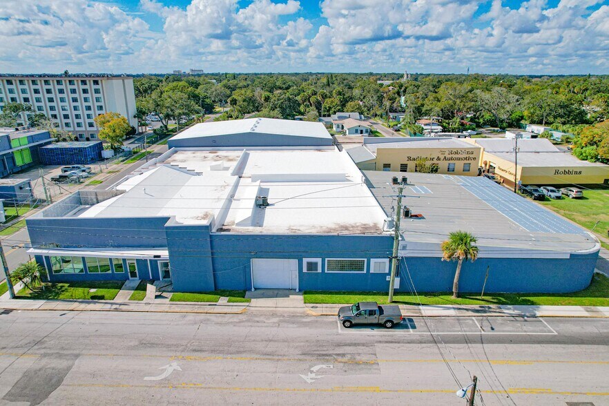More Photos Of 530 N Beach St, Daytona Beach Warehouse For Sale