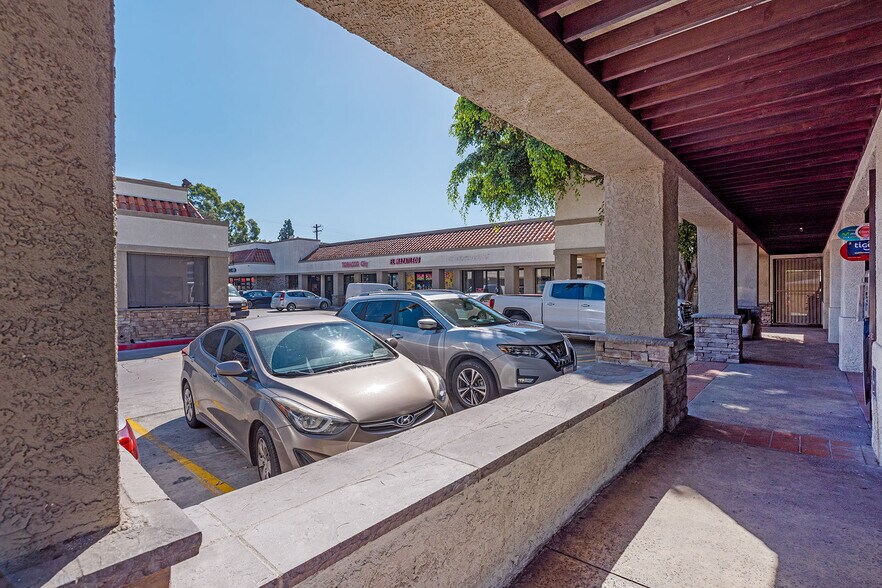 More Photos Of 8428-8456 Alondra Blvd, Paramount Freestanding For Sale
