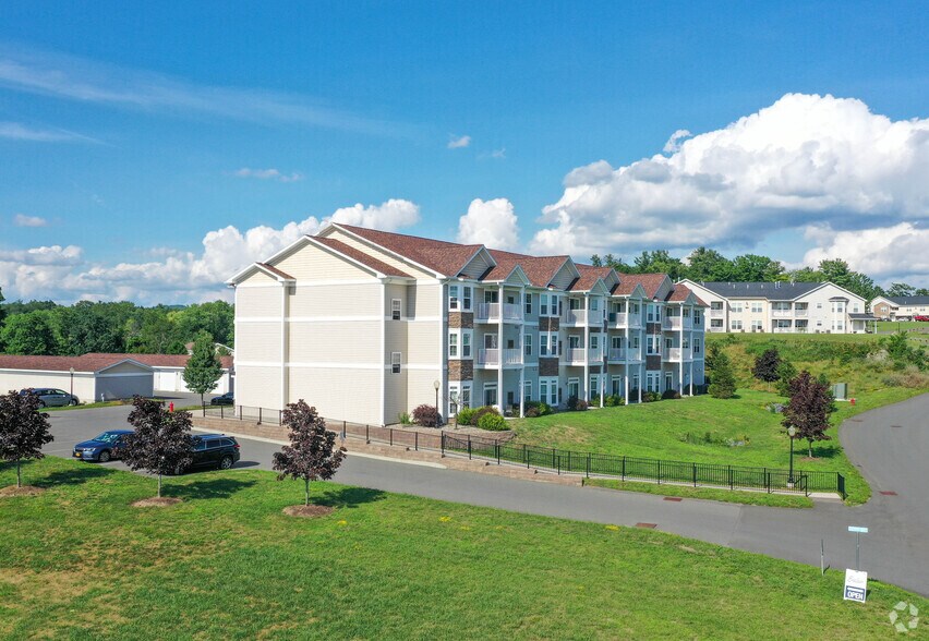 More Photos Of 2 Donna Way, Troy Apartments For Sale