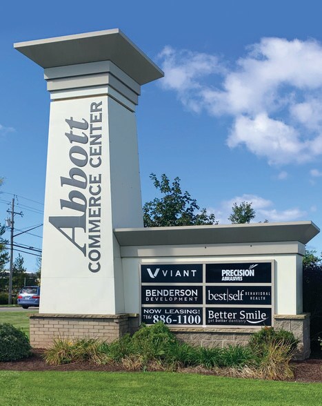 More Photos Of 3176 Abbott Rd, Orchard Park Warehouse For Lease