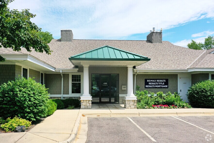 More Photos Of 480 Highway 96 W, Shoreview Unknown For Lease