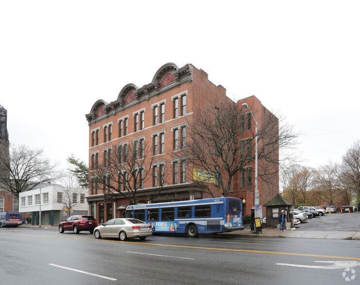 More Photos Of 357-367 Main St, Hartford Office For Lease