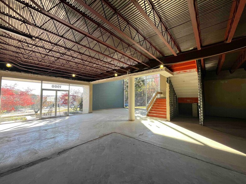 More Photos Of 1900 20th Ave S, Birmingham Medical For Sale
