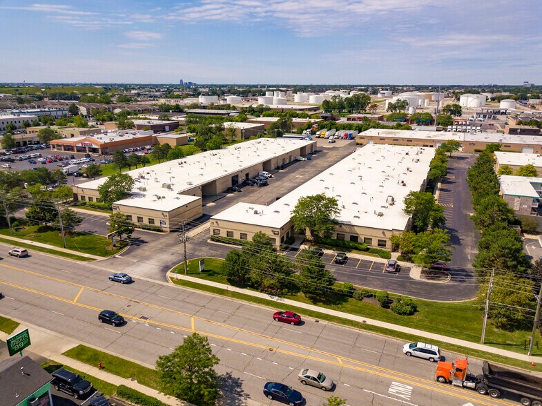 More Photos Of 1840-1864 S Elmhurst Rd, Mount Prospect Unknown For Lease