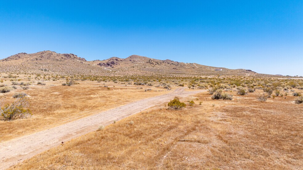 More Photos Of 4000 Truman Rd rd, Rosamond Land For Sale