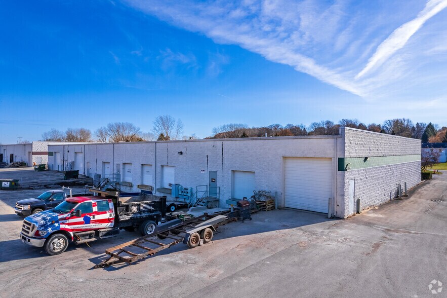 21870 Watertown Rd, Waukesha, WI 53186 Industrial For Lease