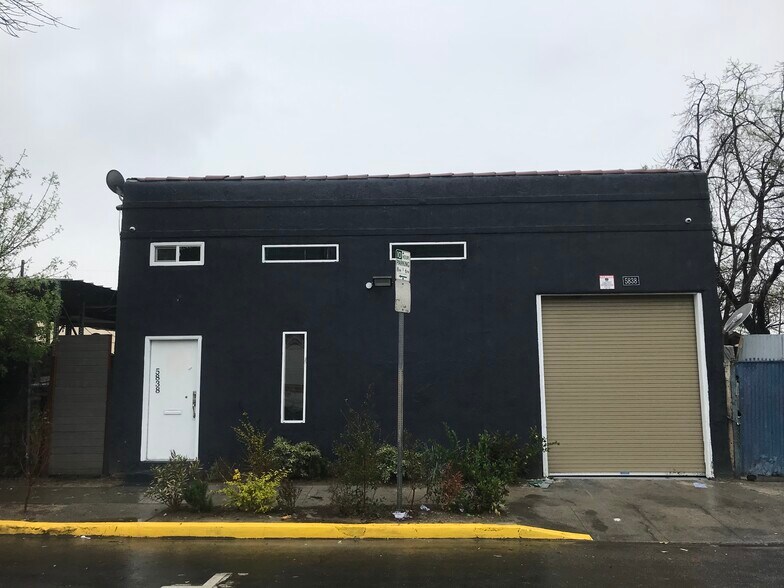 Primary Photo Of 5838 Woodlawn Ave, Los Angeles Auto Repair For Sale