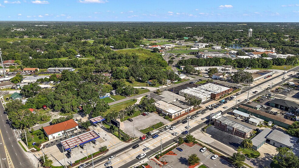 More Photos Of 727 S 14th St, Leesburg Office For Sale