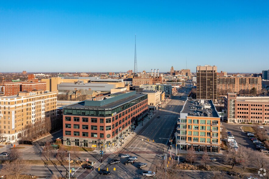 More Photos Of 3663 Woodward Ave, Detroit Office For Lease