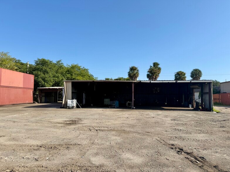 More Photos Of 1101 Albright Rd, Sanford Auto Salvage Facility For Sale