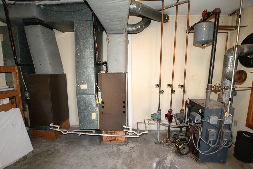 More Photos Of 9 Old Westminster Rd, Hubbardston Warehouse For Lease