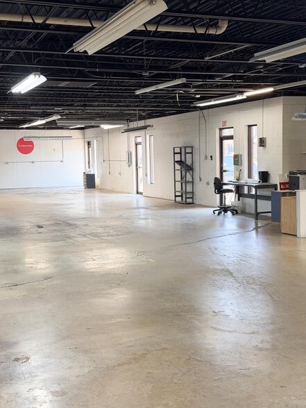 More Photos Of 3301 Healy Dr, Winston-Salem Freestanding For Lease