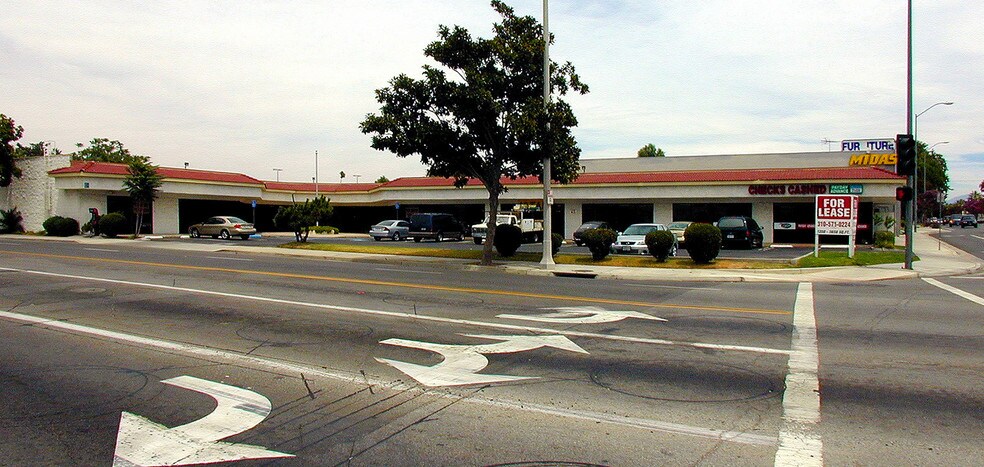 More Photos Of 9781-9799 Magnolia Ave, Riverside Storefront Retail Office For Sale