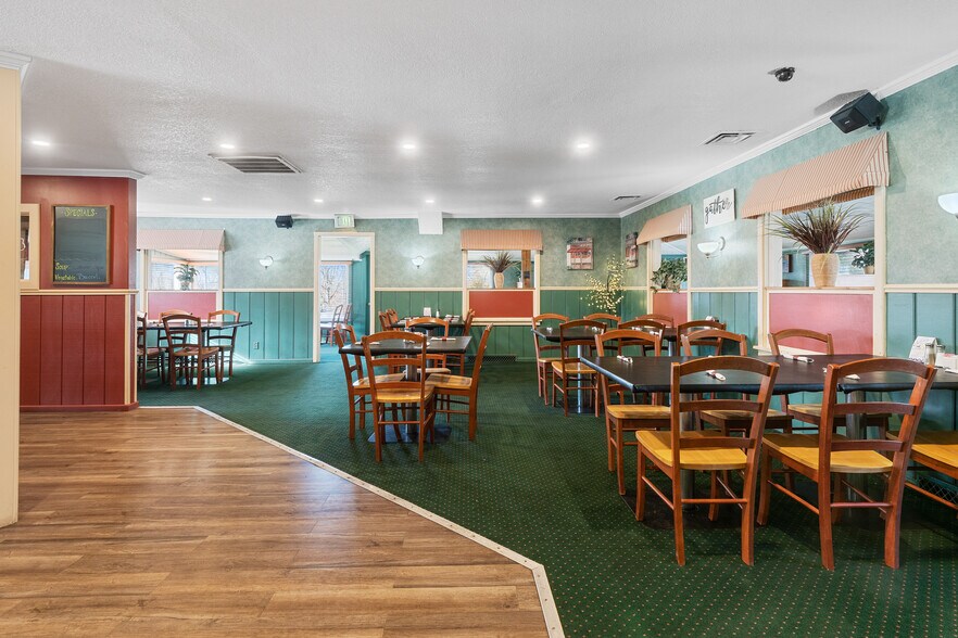 More Photos Of 1445 275 N Rd, Angola Sports And Entertainment For Sale