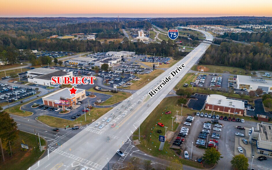 More Photos Of 4795 Riverside Dr, Macon-Bibb Freestanding For Lease