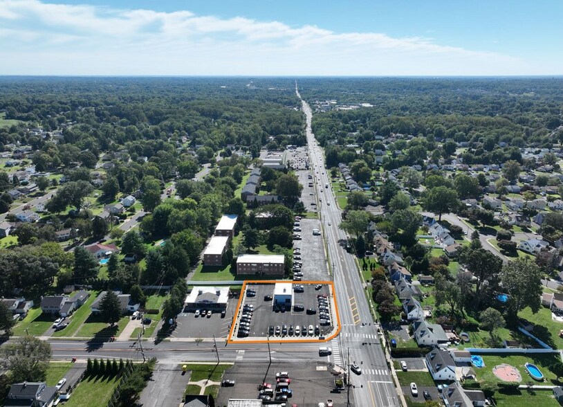 More Photos Of 305 E County Line Rd, Hatboro Auto Dealership For Sale