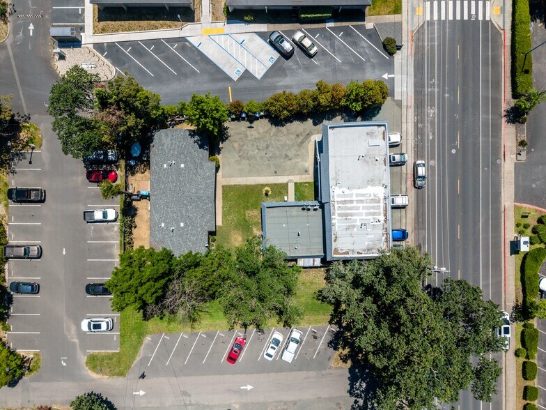 More Photos Of 1155 S Dora St, Ukiah Apartments For Sale