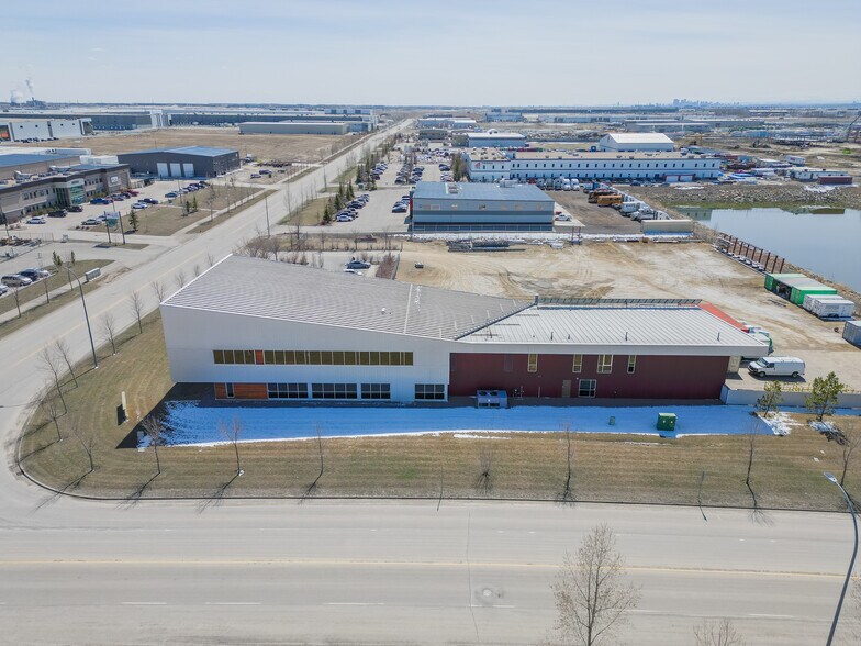 More Photos Of 261211 Wagon Wheel Way, Rocky View No 44 Light Manufacturing For Sale