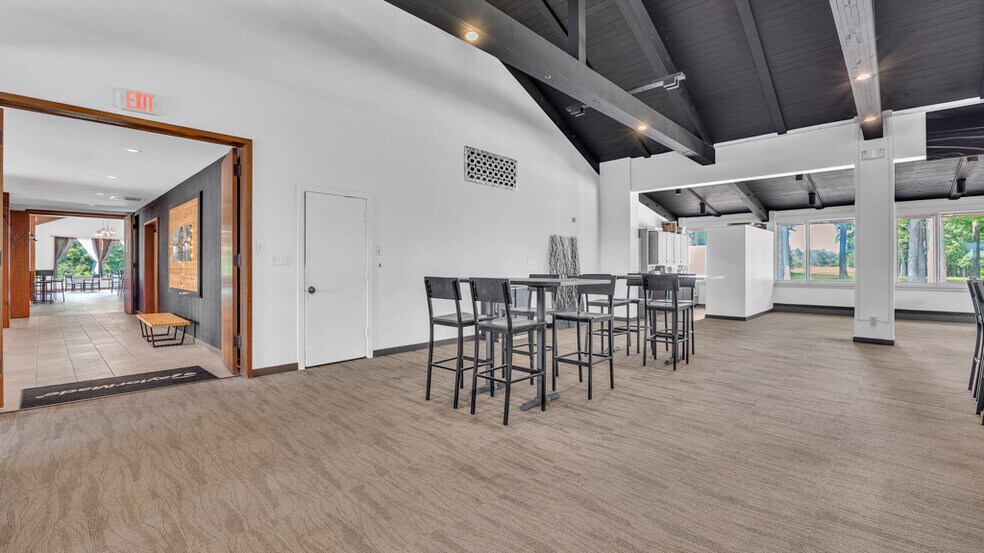 More Photos Of 3212 N Union Rd, Cato Golf Course Driving Range For Sale
