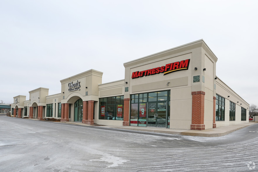 Primary Photo Of 4820-4860 S 76th St, Greenfield Freestanding For Lease