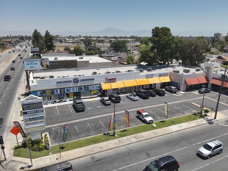 More Photos Of 3699 Ming Ave, Bakersfield General Retail For Sale