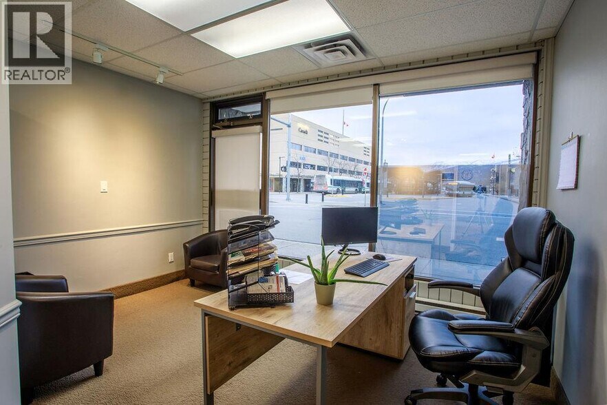 More Photos Of 1455 Ellis St, Kelowna Office Residential For Sale