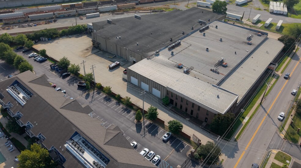 More Photos Of 475 Angliana Ave, Lexington Warehouse For Lease