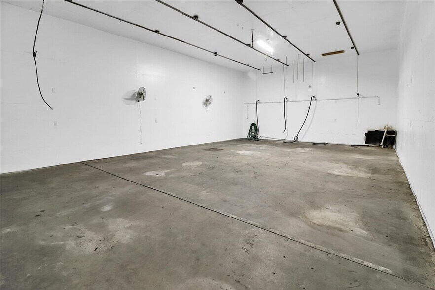 More Photos Of 1520 E Miner Ave, Stockton Manufacturing For Sale