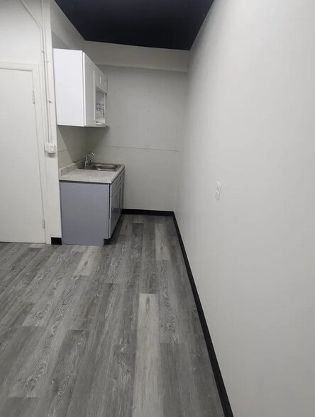 More Photos Of 3753 N Harlem Ave, Chicago Storefront For Sale