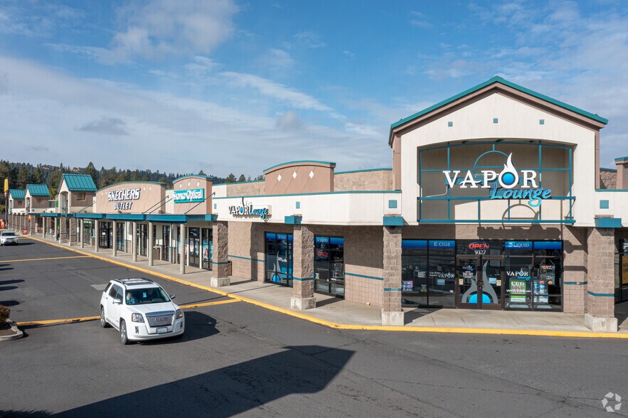 More Photos Of 9327-9335 N Newport Hwy, Spokane Auto Repair For Lease