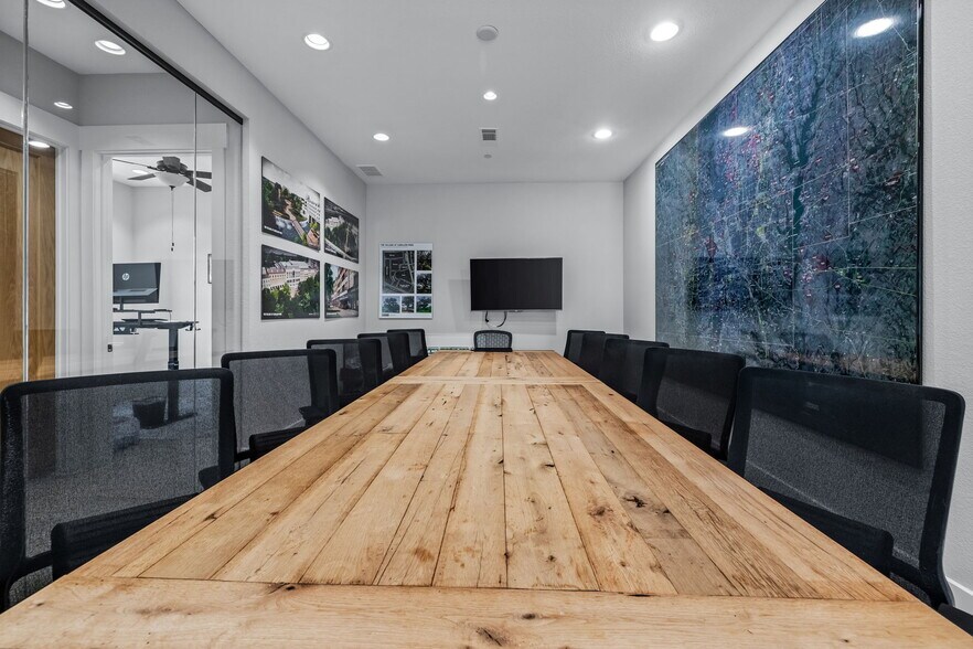 More Photos Of 161 Summit Ave, Southlake Office Residential For Lease