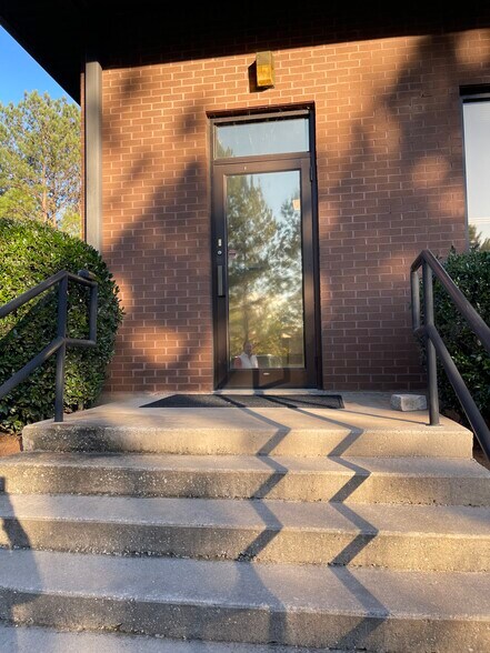More Photos Of 155 N 85 Pky, Fayetteville Warehouse For Sale