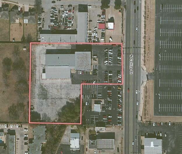 More Photos Of 612 N Collins St, Arlington Auto Dealership For Lease