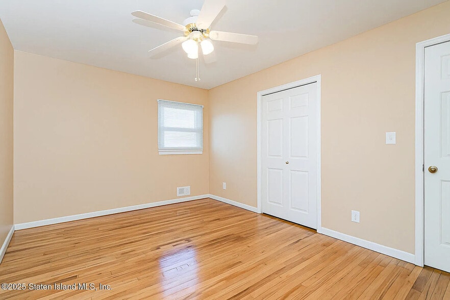 More Photos Of 54 Preston Ave, Staten Island Healthcare For Sale