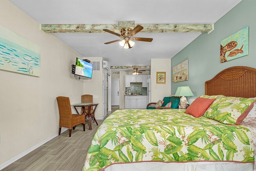 More Photos Of 3226 Stringfellow Rd, Saint James City Apartments For Sale