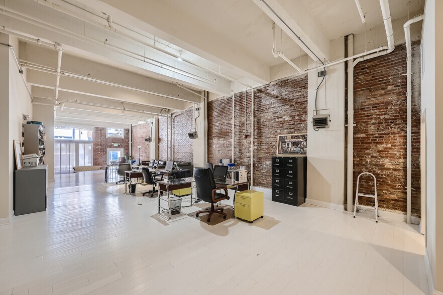 More Photos Of 311-313 W Baltimore St, Baltimore Apartments For Sale