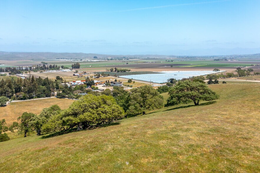 More Photos Of 333 Mission Vineyard, San Juan Bautista Land For Sale