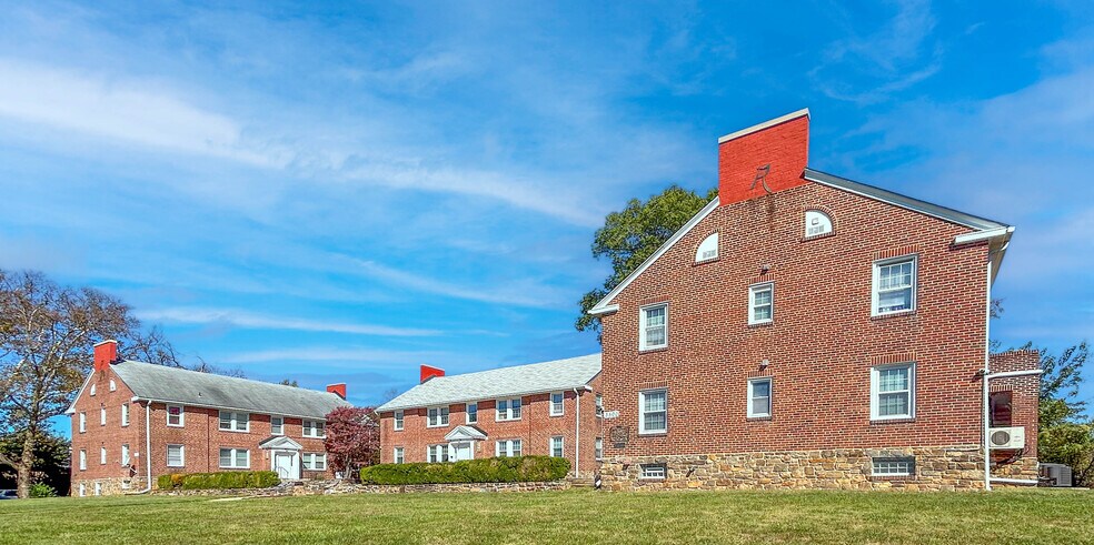 Primary Photo Of 3500-3504 Liberty Heights Ave, Baltimore Apartments For Sale