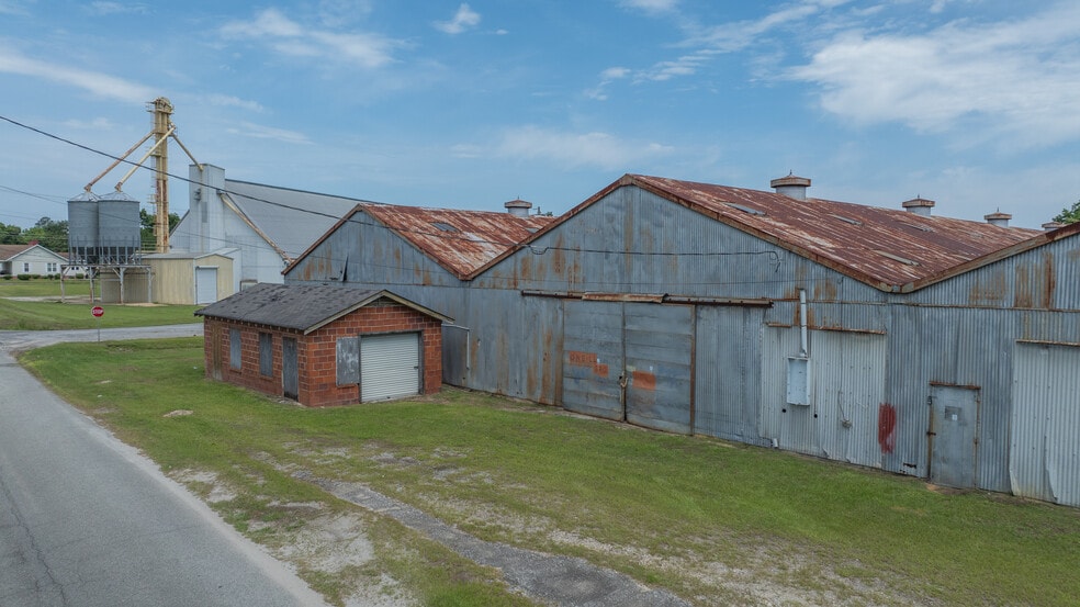 More Photos Of 134 Castleberry st, Pelham Warehouse For Sale