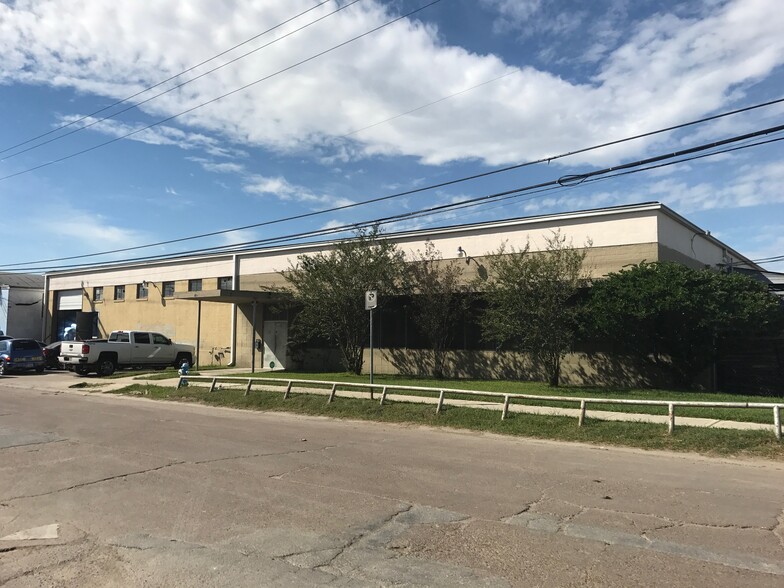 Primary Photo Of 320 S 66th St, Houston Warehouse For Sale