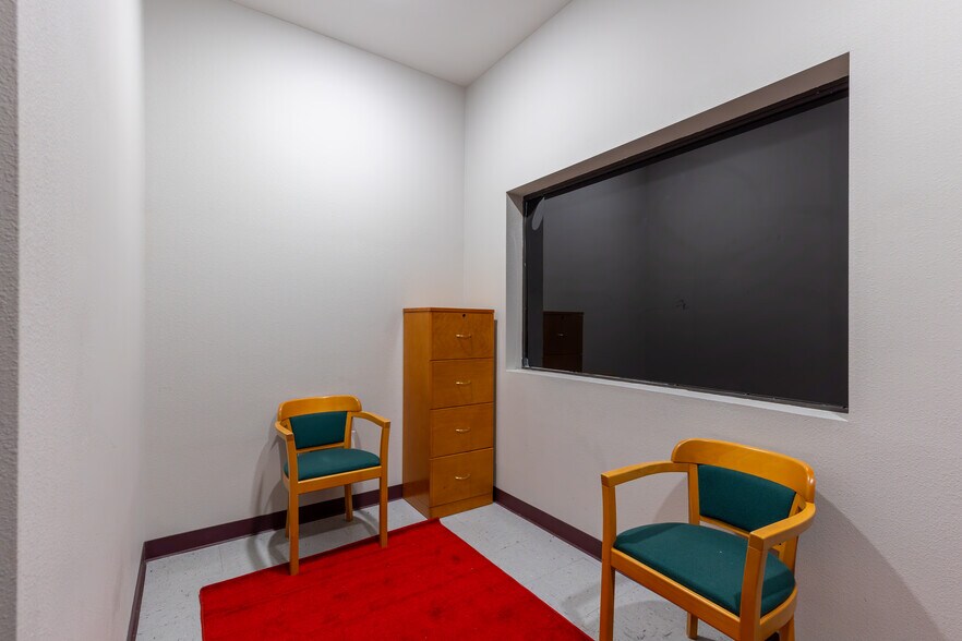 More Photos Of 1302 N Shepherd Dr, Houston Medical For Lease