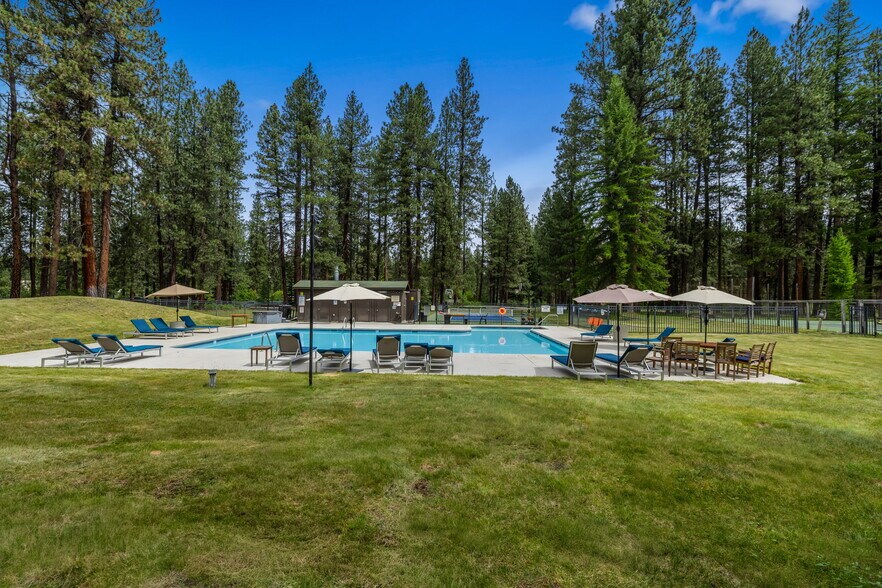 More Photos Of 13375 SW Forest Service Rd, Camp Sherman Hotel For Sale