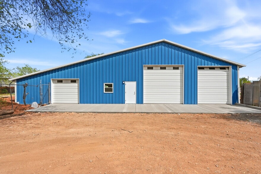Primary Photo Of 627 S 31st St, Colorado Springs Light Manufacturing For Sale
