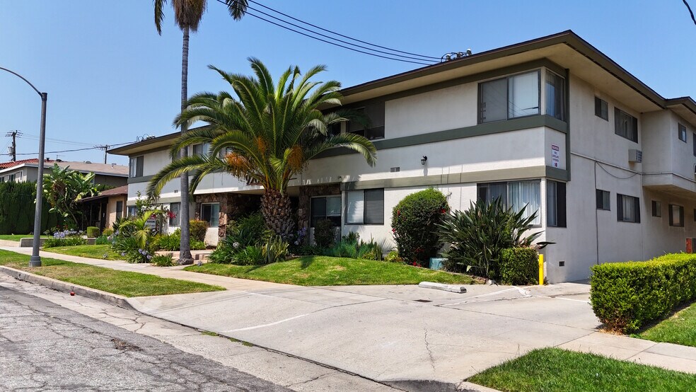 More Photos Of 920 N 1st, Alhambra Apartments For Sale