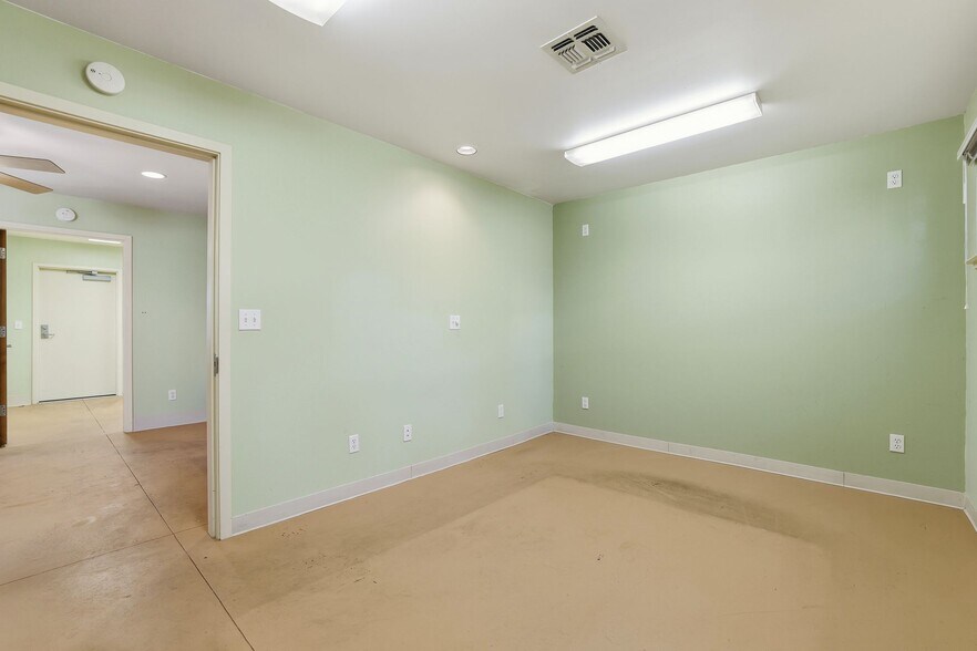 More Photos Of 1005 Fowler Way, Placerville Medical For Sale