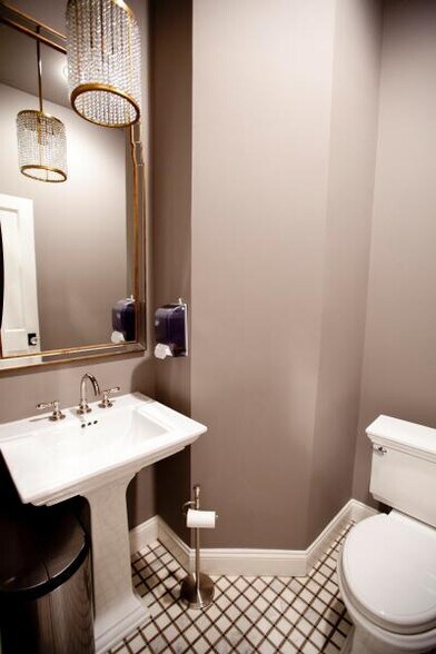 More Photos Of 1712 N St NW, Washington Loft Creative Space For Lease