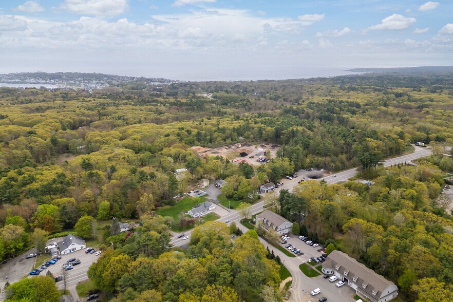 More Photos Of 2 Village Park Dr, York Flex For Lease
