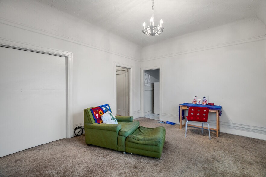 More Photos Of 2874-2882 Telegraph ave, Oakland Apartments For Sale