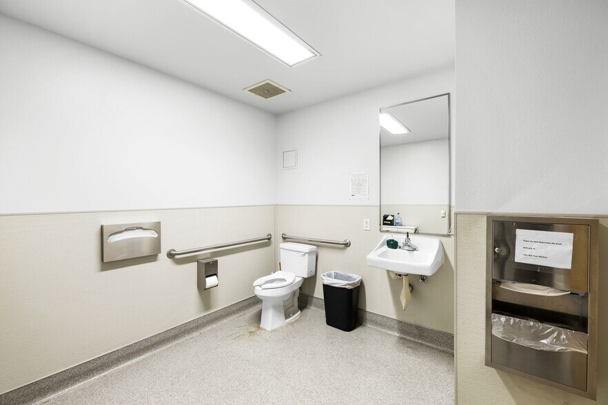 More Photos Of 6690 Doolittle Ave, Riverside Warehouse For Sale